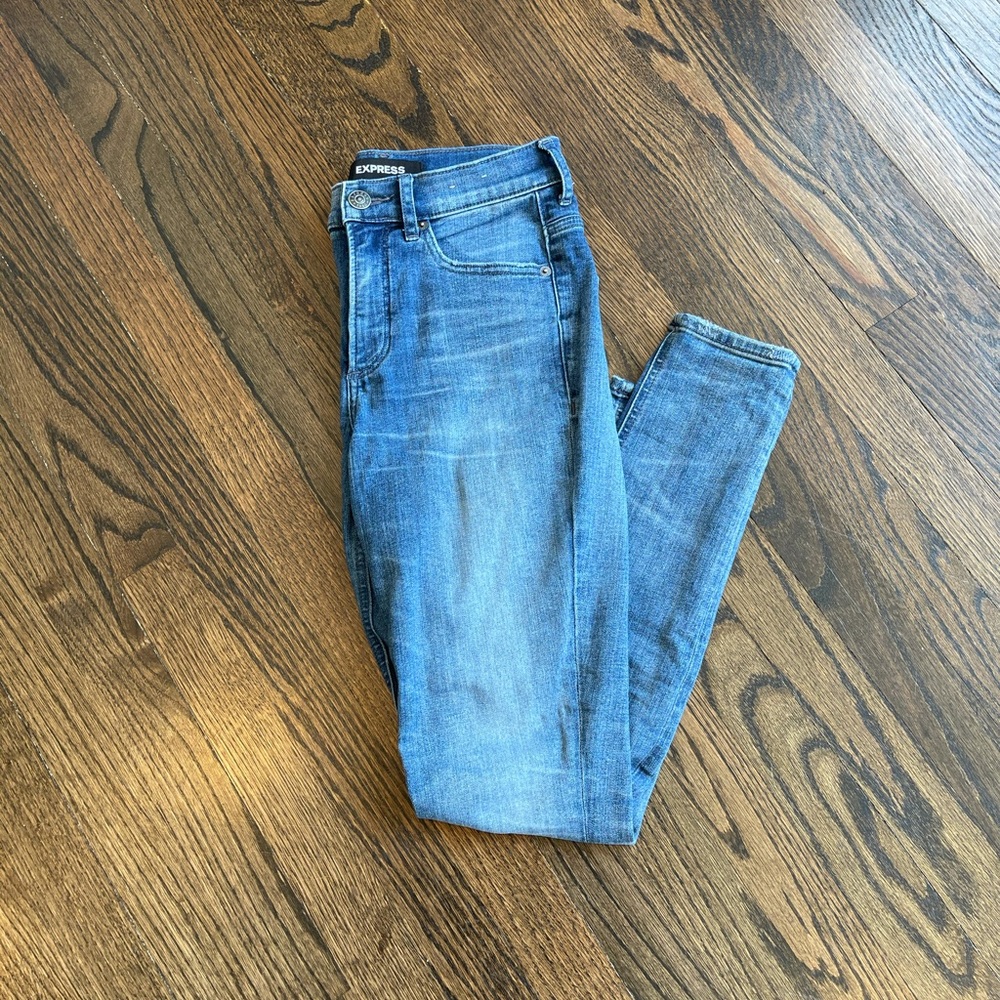High waisted Express Skinny Jeans